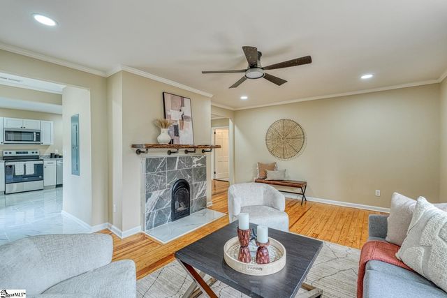 530 W Hayne Street, Woodruff, SC 29388