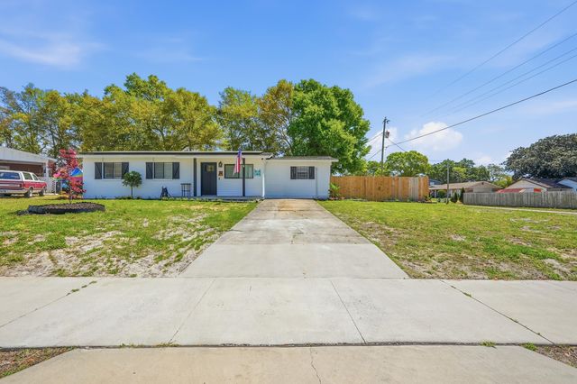 10 Overstreet Drive, Mary Esther, FL 32569