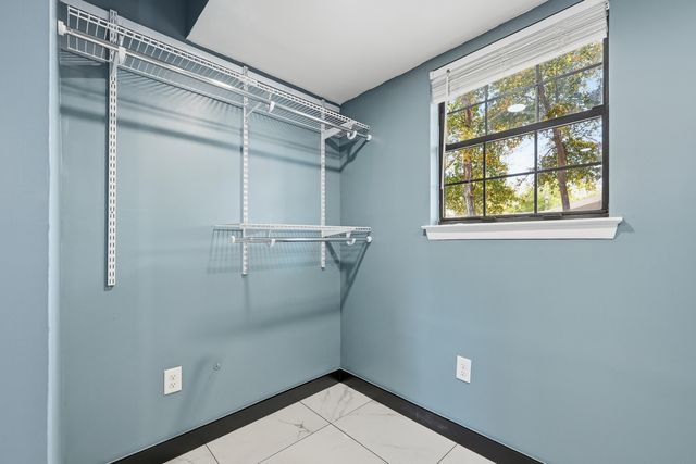 10 Overstreet Drive, Mary Esther, FL 32569