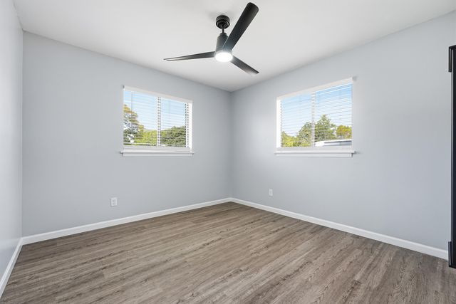 10 Overstreet Drive, Mary Esther, FL 32569