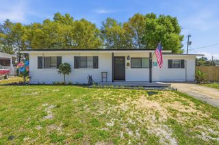 10 Overstreet Drive, Mary Esther, FL 32569