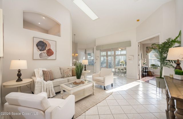 518 Renaissance Avenue, Melbourne, FL 32940