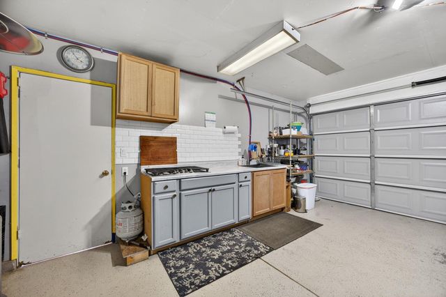 9067 La Maison Cir, Sacramento, CA 95829