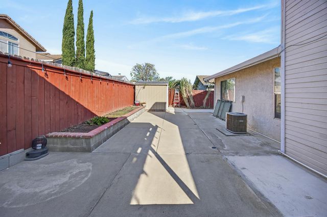 9067 La Maison Cir, Sacramento, CA 95829