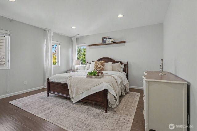 34927 SE Brinkley Street, Snoqualmie, WA 98065