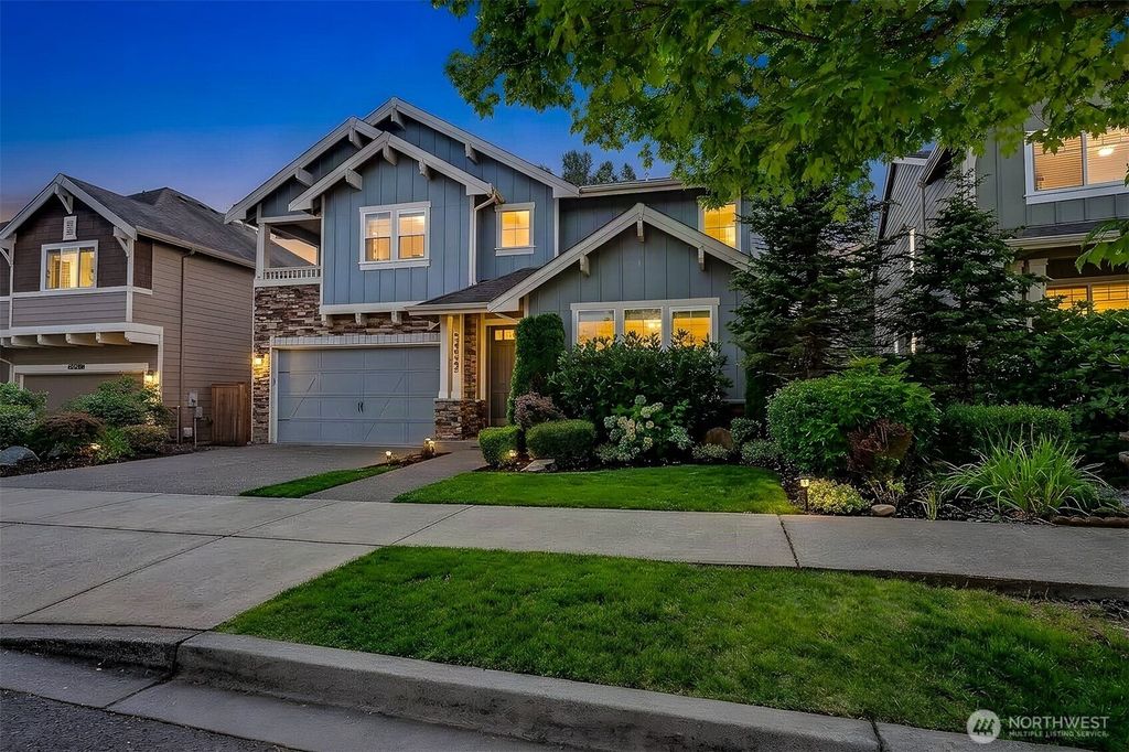 34927 SE Brinkley Street, Snoqualmie, WA 98065