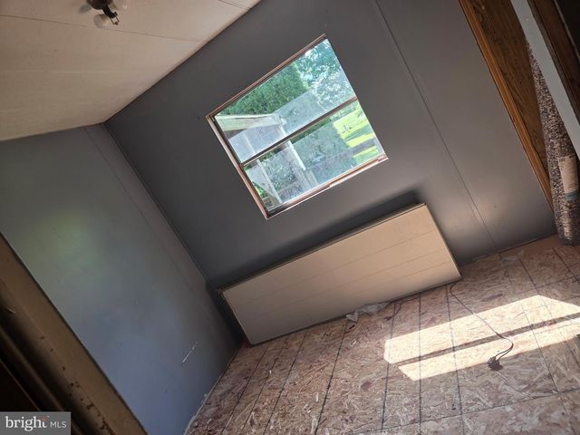 376 LOGIE LN, Kearneysville, WV 25430