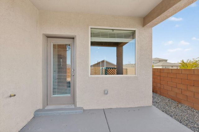 4875 Mount Salas Street NE, Rio Rancho, NM 87144
