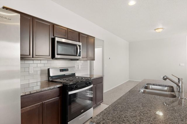 4875 Mount Salas Street NE, Rio Rancho, NM 87144