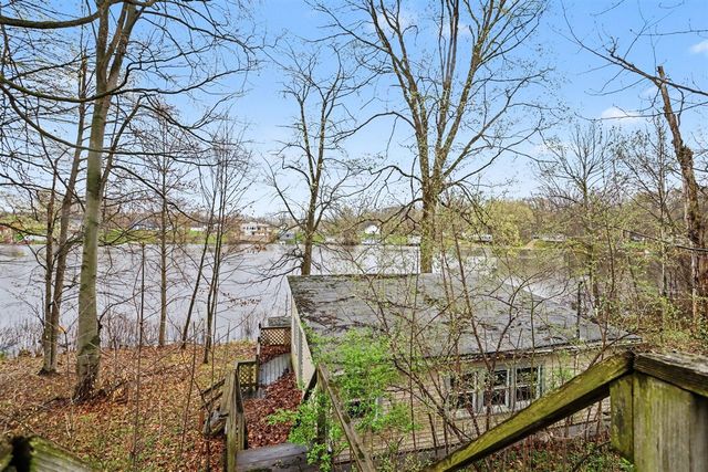 2681 Geneva Lake Drive, Shelbyville, MI 49344