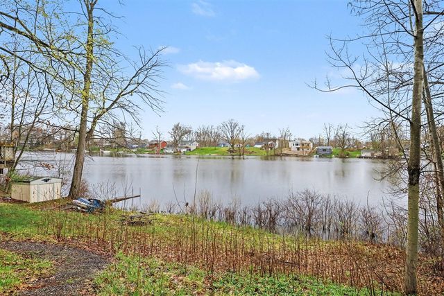 2681 Geneva Lake Drive, Shelbyville, MI 49344