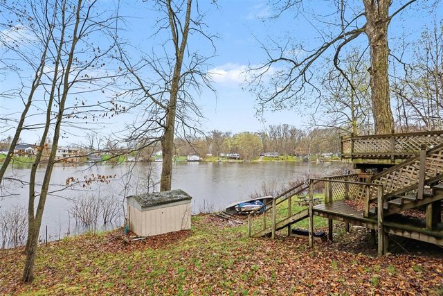 2681 Geneva Lake Drive, Shelbyville, MI 49344