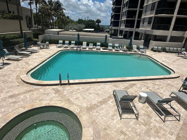 5380 N Ocean Drive 4e, Singer Island, FL 33404