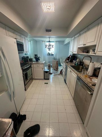 5380 N Ocean Drive 4e, Singer Island, FL 33404