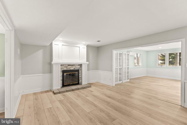 1575 GREENBRIAR RD, York, PA 17404
