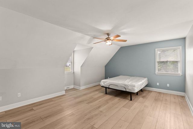 1575 GREENBRIAR RD, York, PA 17404
