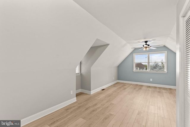 1575 GREENBRIAR RD, York, PA 17404