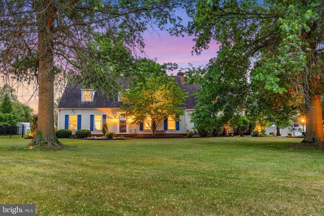 1575 GREENBRIAR RD, York, PA 17404