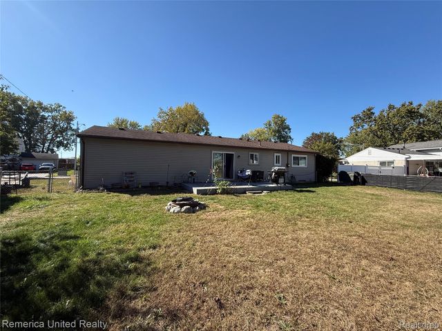 1519 S Dowling Street, Westland, MI 48186