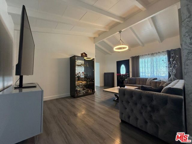 12308 Sheldon Street, Los Angeles, CA 91352