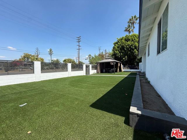 12308 Sheldon Street, Los Angeles, CA 91352
