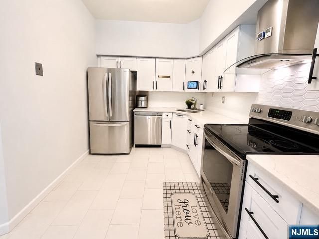 504 Windsor Drive 504, Palisades Park, NJ 07650