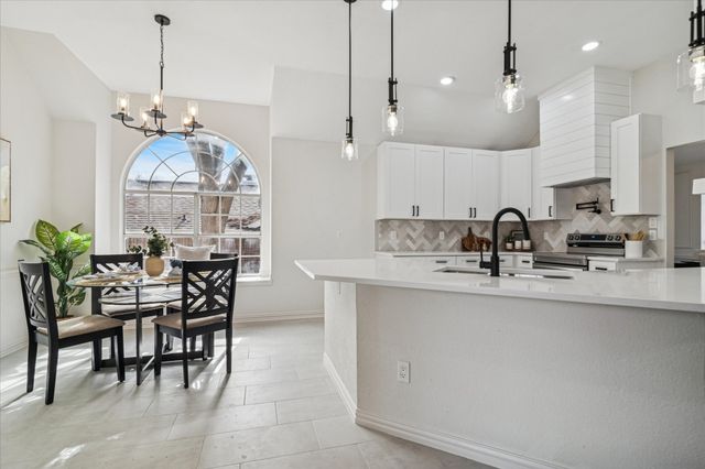 2006 Sword Drive, Garland, TX 75044