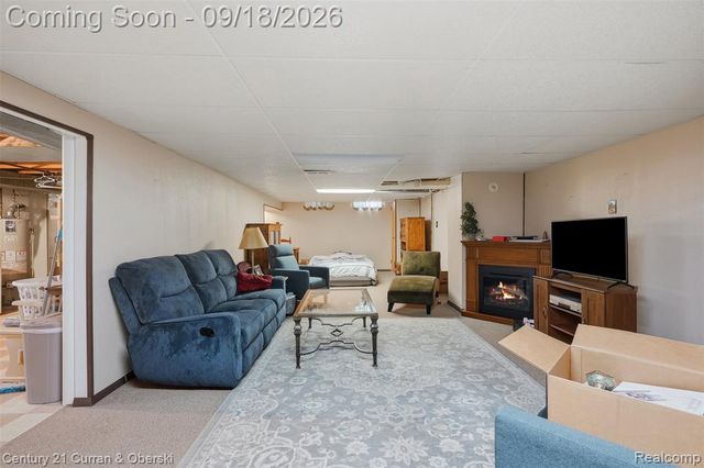 8330 Winston Lane, Dearborn Heights, MI 48127