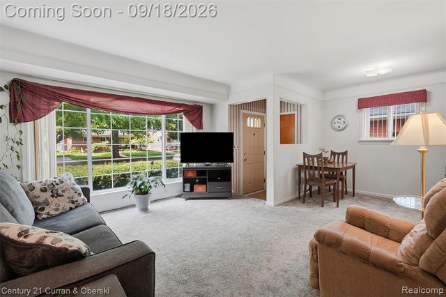 8330 Winston Lane, Dearborn Heights, MI 48127