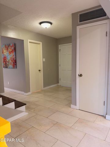 6403 LOS ALTOS Drive, El Paso, TX 79912