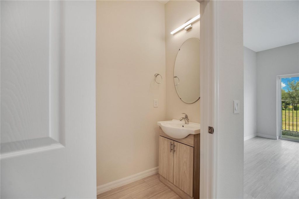 Image 9 of property listing at 2025 CLAUDIA LANE, Kissimmee, FL 34741