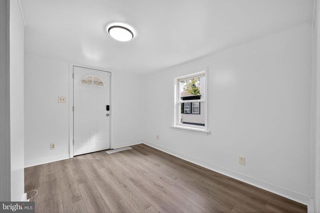 20 W ADAMS ST, Paulsboro, NJ 08066