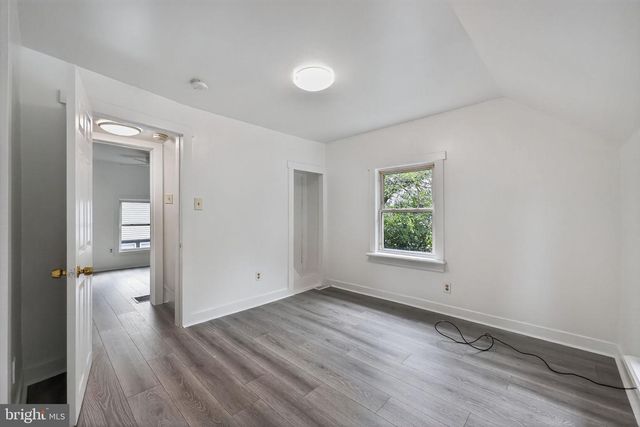 20 W ADAMS ST, Paulsboro, NJ 08066