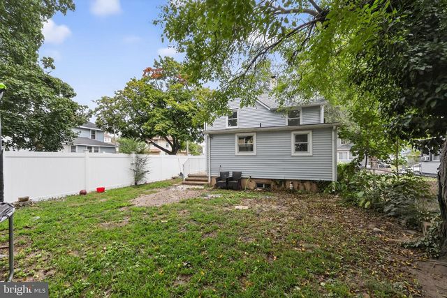 20 W ADAMS ST, Paulsboro, NJ 08066