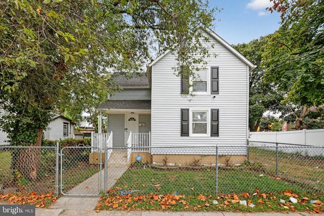 20 W ADAMS ST, Paulsboro, NJ 08066