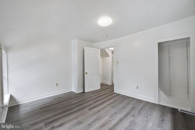 20 W ADAMS ST, Paulsboro, NJ 08066
