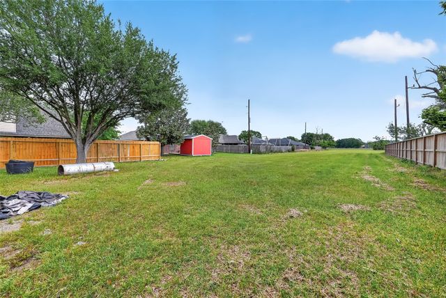 2719 Richmond Street, Needville, TX 77461