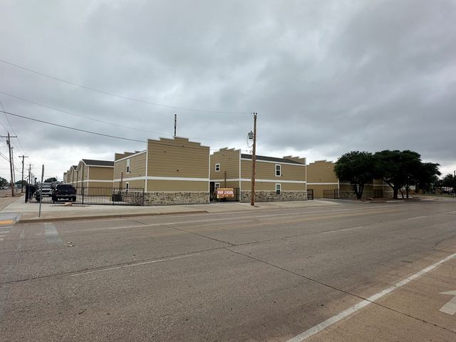 46 E Washington Street, San Angelo, TX 76903