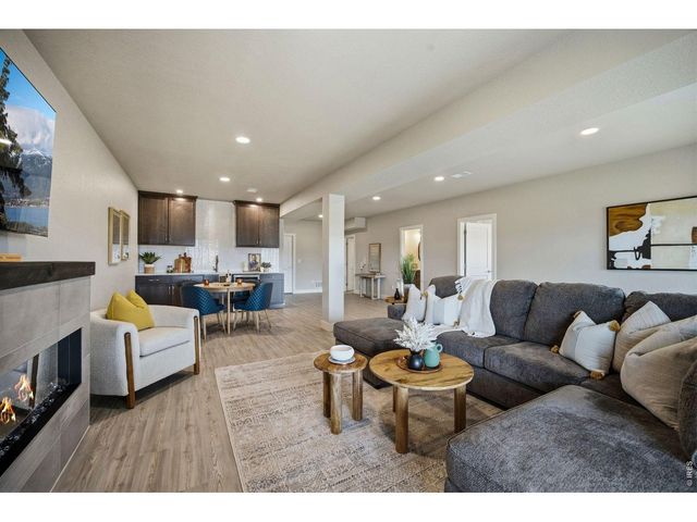 3327 Heron Lakes Pkwy, Berthoud, CO 80513