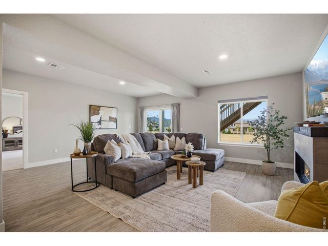 3327 Heron Lakes Pkwy, Berthoud, CO 80513