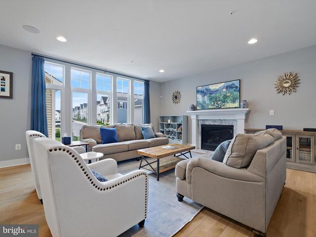 2816 HYSSOP DR, Odenton, MD 21113