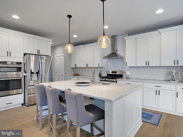 2816 HYSSOP DR, Odenton, MD 21113