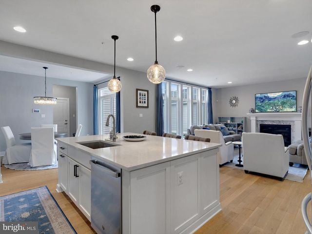 2816 HYSSOP DR, Odenton, MD 21113