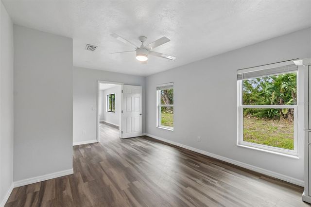 1023 DEER RUN, Venice, FL 34293
