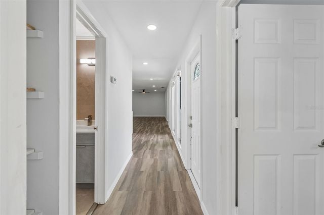 1023 DEER RUN, Venice, FL 34293