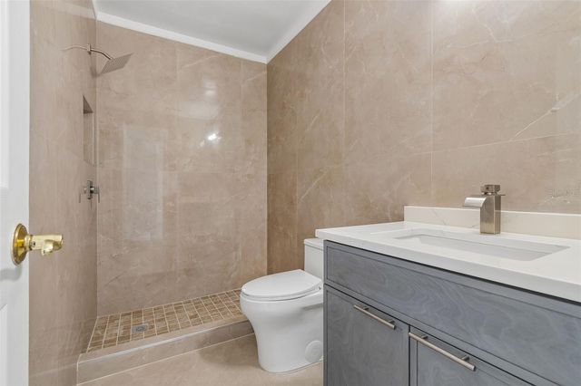 1023 DEER RUN, Venice, FL 34293