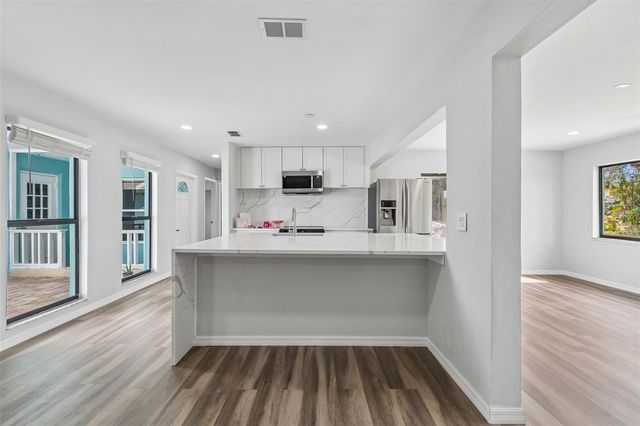 1023 DEER RUN, Venice, FL 34293