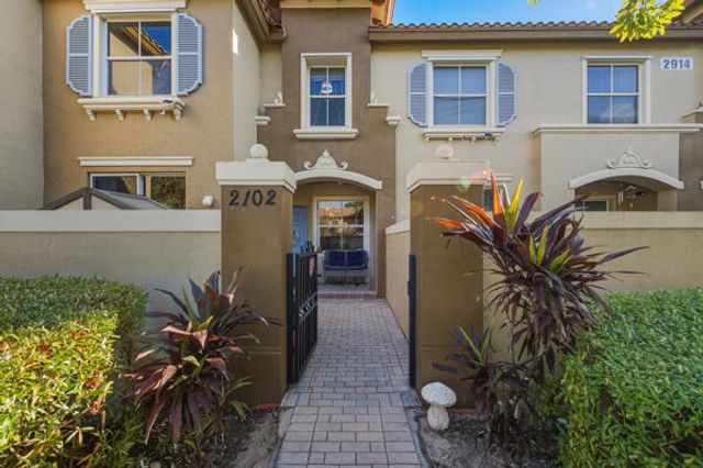 2914 Hope Valley Street 2102, West Palm Beach, FL 33411