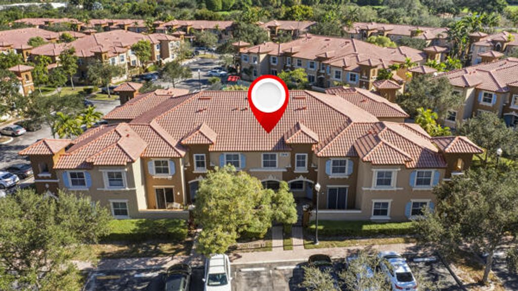 2914 Hope Valley Street 2102, West Palm Beach, FL 33411