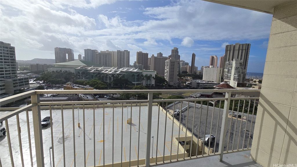 1655 Makaloa Street 1308, Honolulu, HI 96814